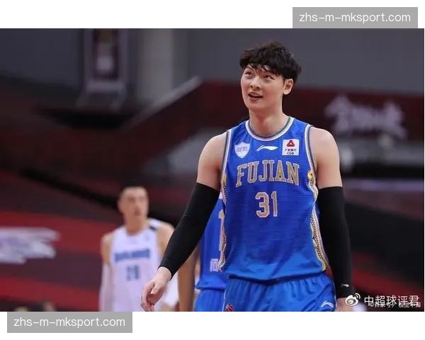 专访王哲林:伤病恢复超预期,目标仍是带领上海走得更远 专访王哲林:伤病恢复超预期,目标仍是带领上海走得更远